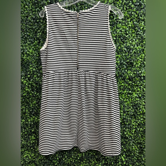 LUX & Company Stitchfix Maternity Top - Picture 4 of 4